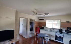 Park Beach Holiday Cabins